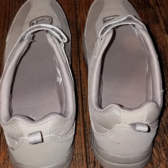 Danskin womens shoes size 9 - Picture 2 of 7